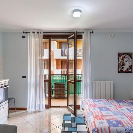 El Sol Residence - Modern House Near Milan Dresano Bagian luar foto